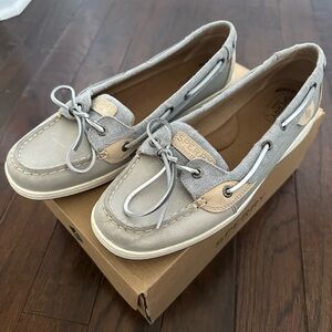 Sperry Top-Sider Women’s Angelfish Varsity Boat Shoe, size 10